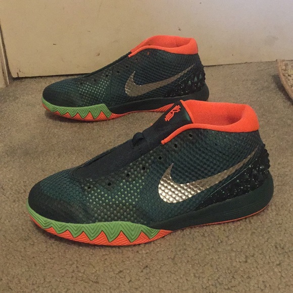 kyrie 1s